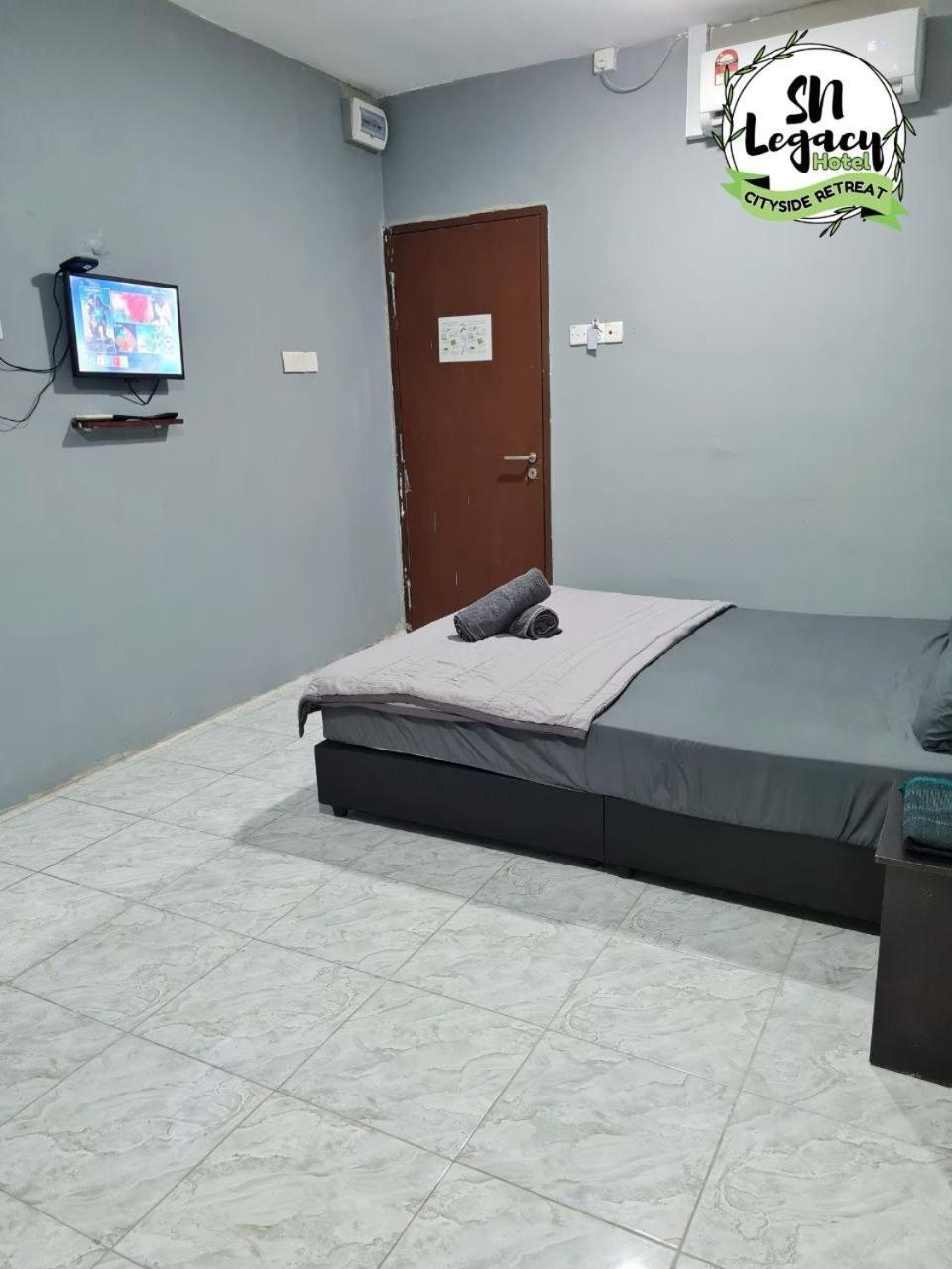 Hotel Sn Legacy Kuala Terengganu Esterno foto