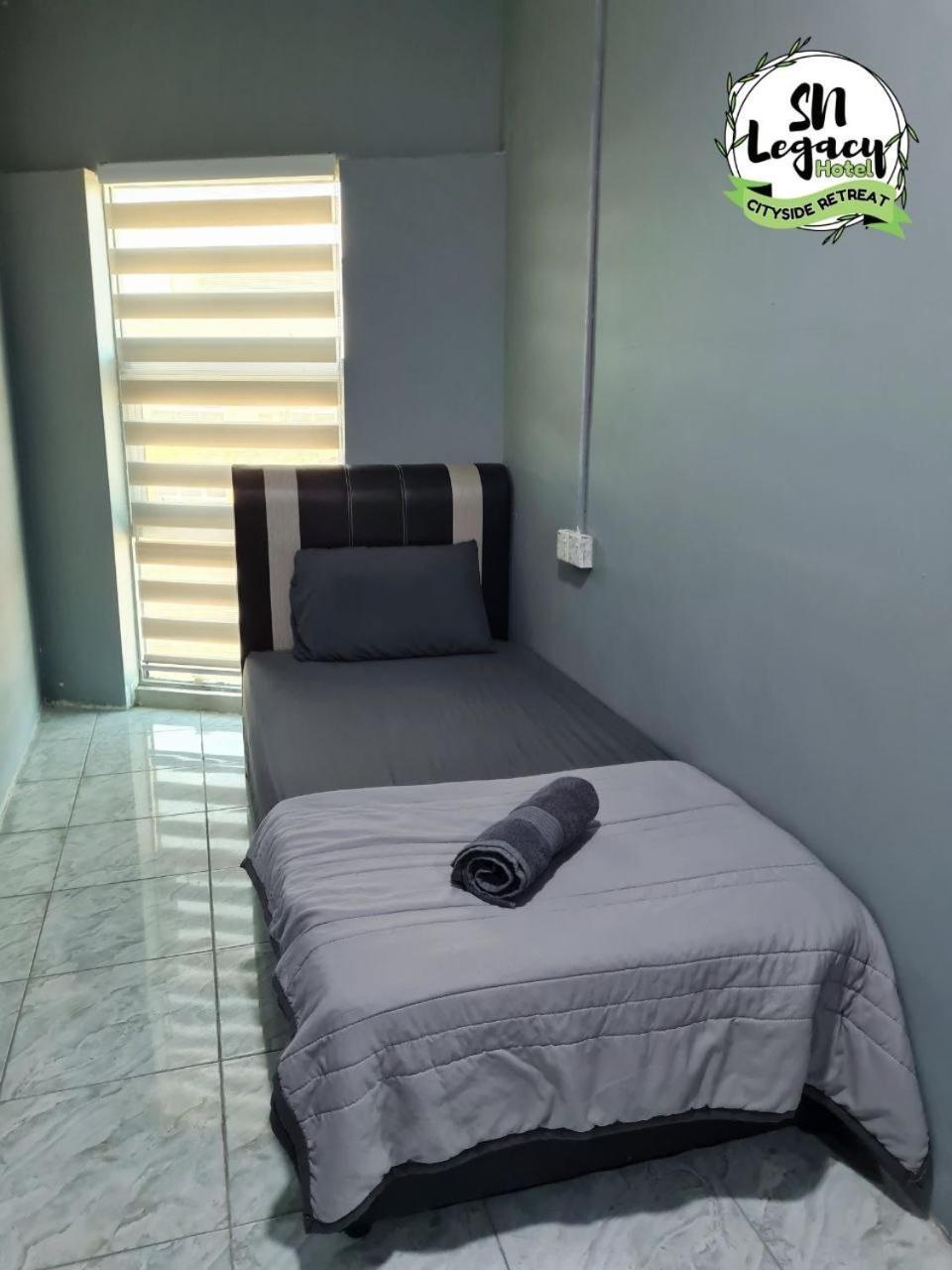 Hotel Sn Legacy Kuala Terengganu Esterno foto