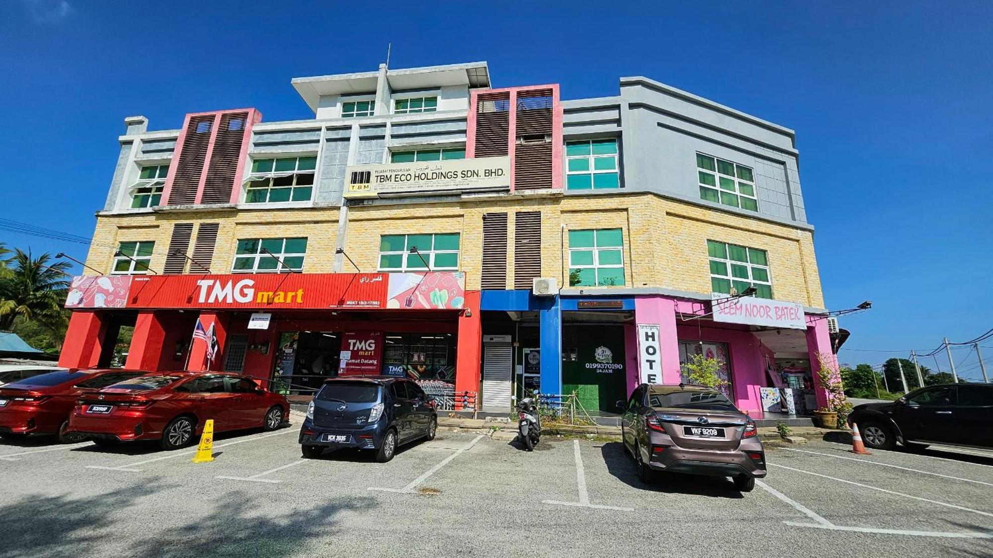 Hotel Sn Legacy Kuala Terengganu Esterno foto