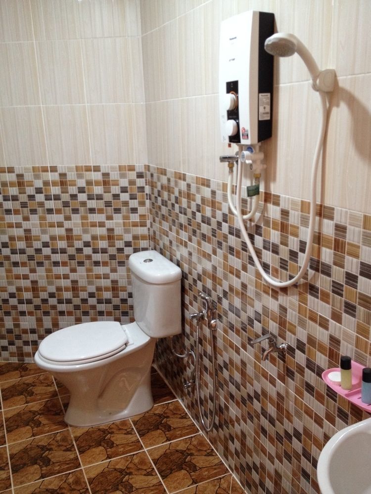 Hotel Sn Legacy Kuala Terengganu Esterno foto